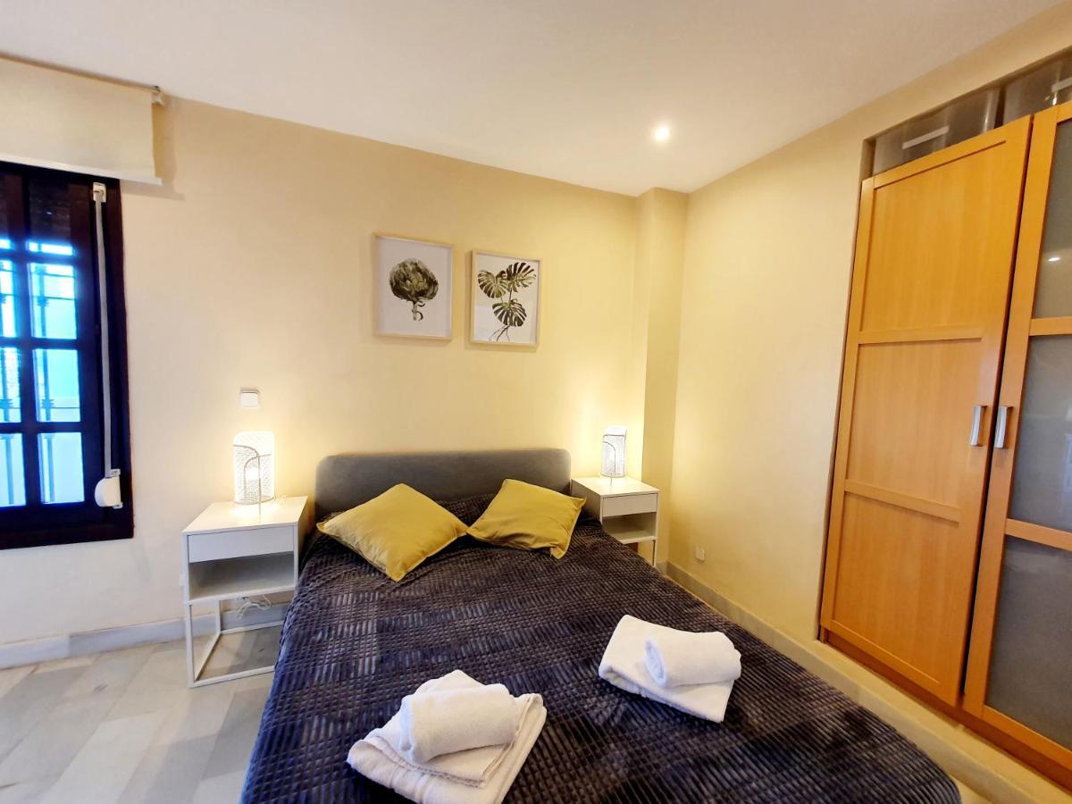 Cozy Apartment On The Beach Sitio de Calahonda Exterior photo