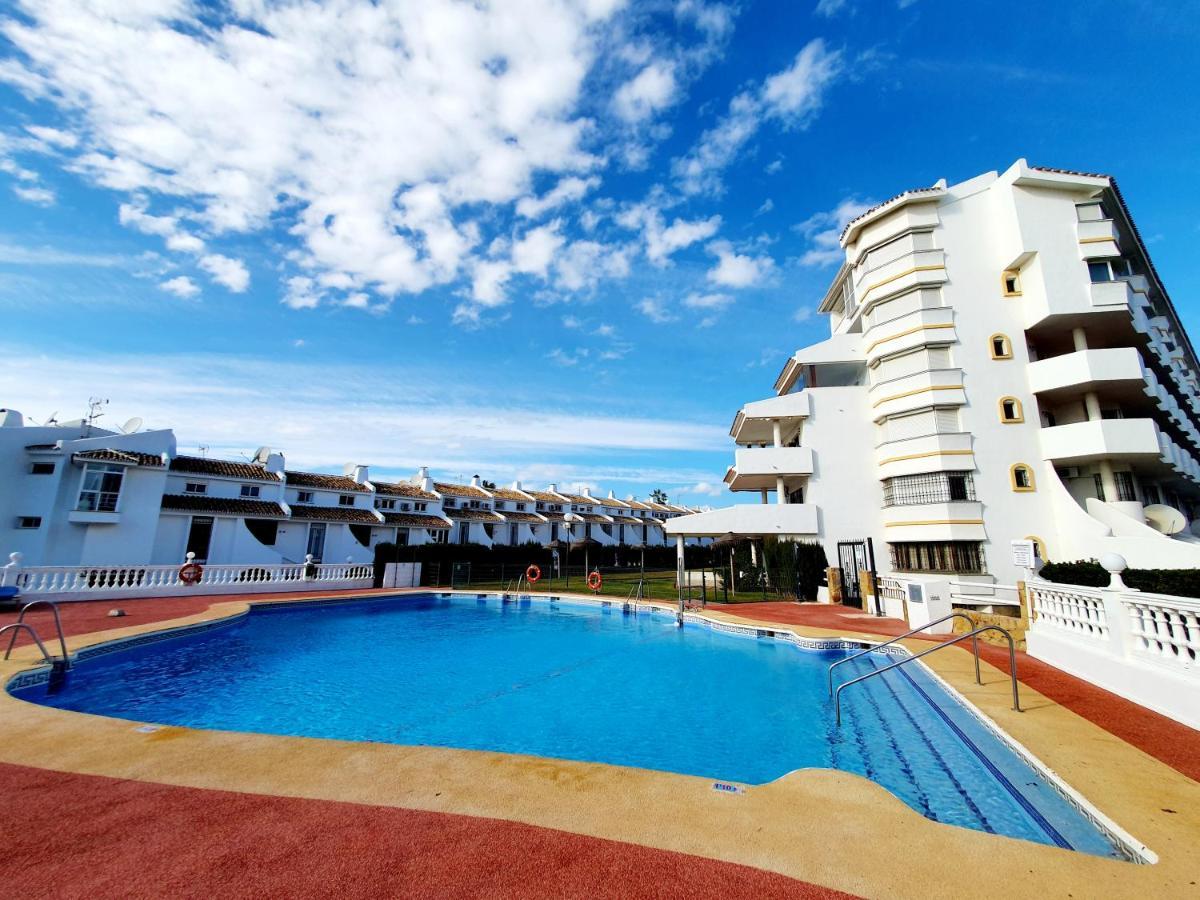 Cozy Apartment On The Beach Sitio de Calahonda Exterior photo