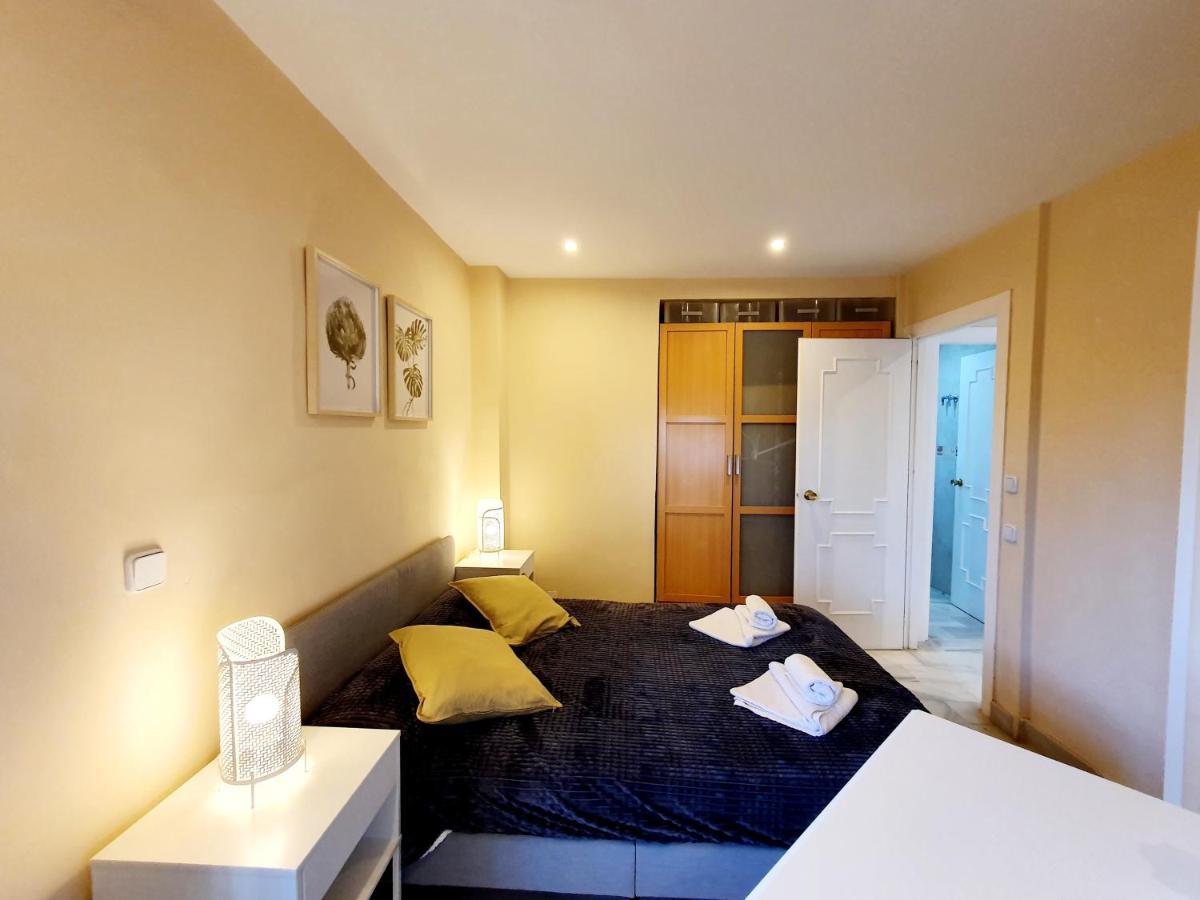 Cozy Apartment On The Beach Sitio de Calahonda Exterior photo