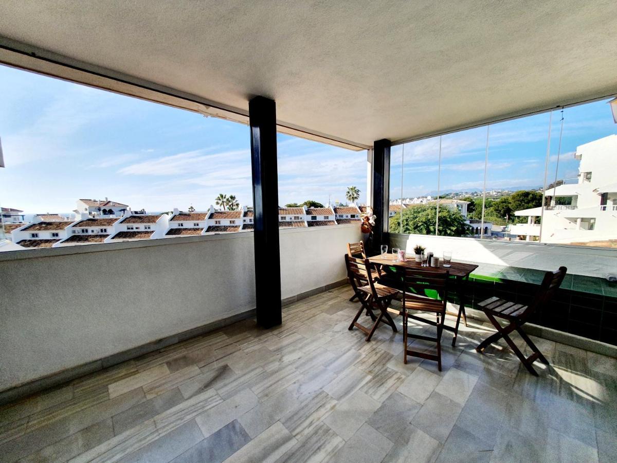 Cozy Apartment On The Beach Sitio de Calahonda Exterior photo