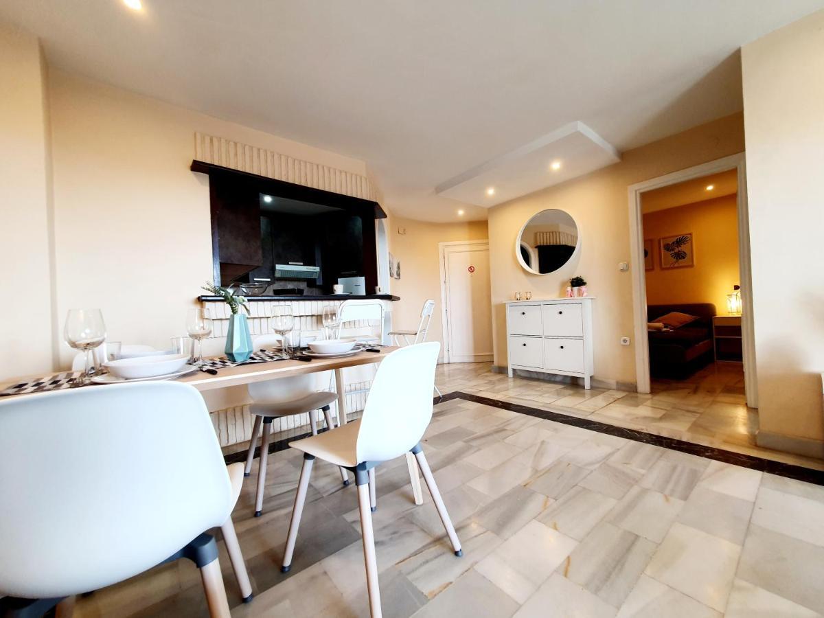 Cozy Apartment On The Beach Sitio de Calahonda Exterior photo